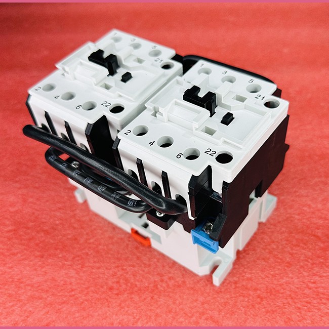 Пускатель электромагнитный 0з+2р 230В ПМ12-040551 УХЛ4 Б ТЭ