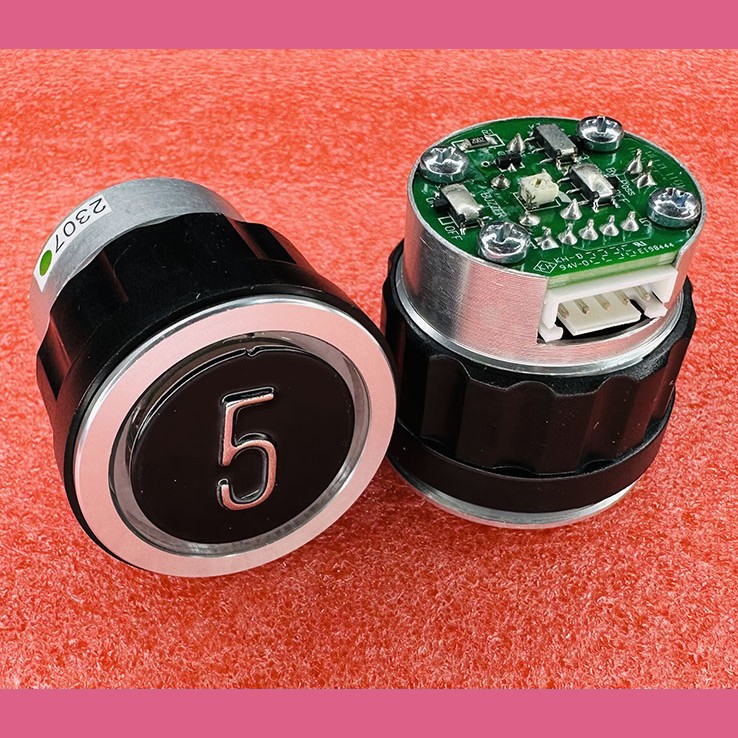 Кнопочный модуль "5" зеленая подсветка D4DUG  WELM-1101 ID:54502536.4 TRP000072 Schindler 7000